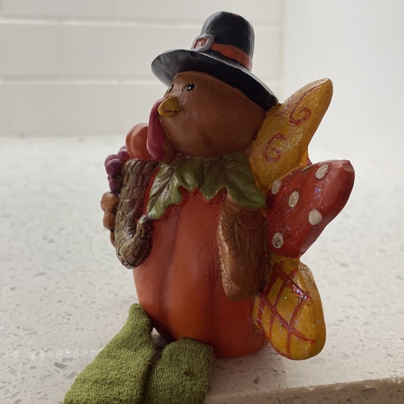 Cute Thanksgiving / Harvest / Fall Turkey with Dangling Legs - Picture 4 of 6